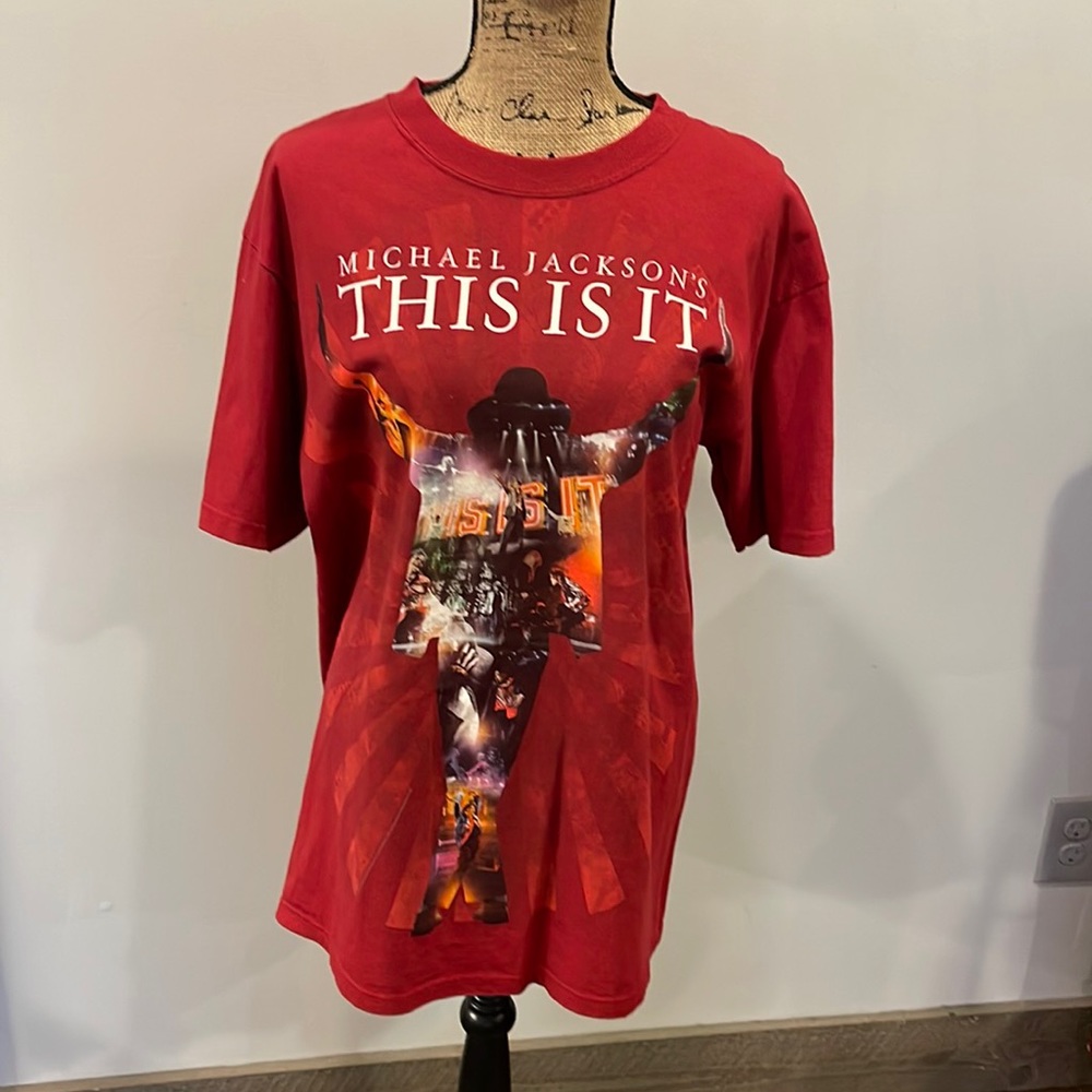 Michael Jackson - This Is It T-shirt.
